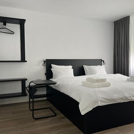 Appartamento Onix Hunedoara Esterno foto